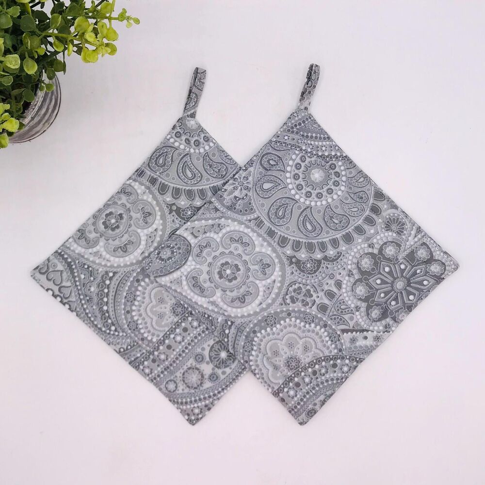 2 Square Potholders, Neutral Gray Paisley, Cottage Core Kitchen 7x7 Inches